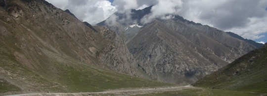 Srinagar – Leh highway – From one heaven to another!